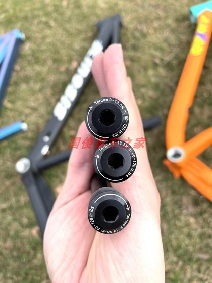 Kinesis Buwei 142x12 고속도로 산 프레임 전면 및 후면 버킷 액슬 1.75 치아 워치 독 트레킹 148 Kinesis Buwei 142x12 고속도로 산 프레임 전면 및 후면 버킷 액슬 1.75 치아 워치 독 트레킹 148