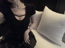 CHICYOU (paparazinelap) black and white two color cardiator sexy v collar ultra-large long sleeve short sleeve tee