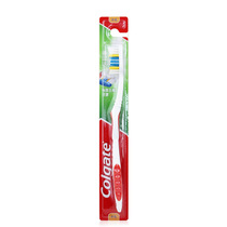 Colgate triple deep cleaning medium hair toothbrush effectively cleans 12 teeth