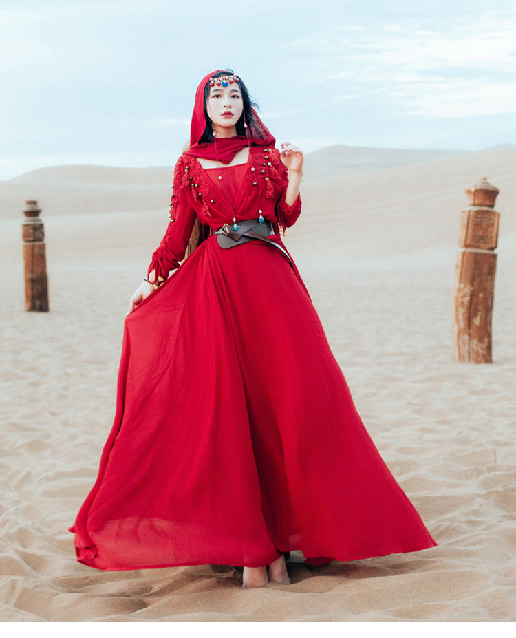 西域风情古装婚纱照舞蹈旅游沙漠衣服敦煌女西域风情女装穿搭拍摄