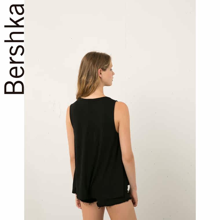 Bershka Bershka 金属装饰蝴蝶图案 T 恤衫 07237187