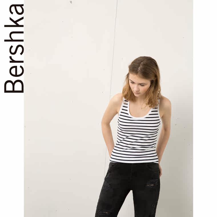 Bershka Bershka 背面泳衣式条纹 T 恤衫 02247987