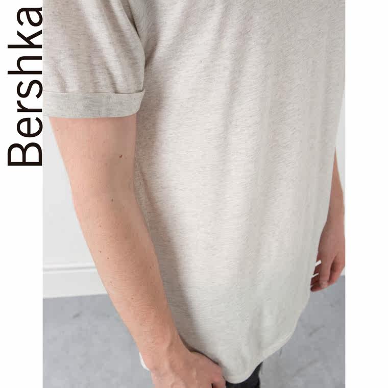 Bershka 长款基本款 T 恤衫 03158443