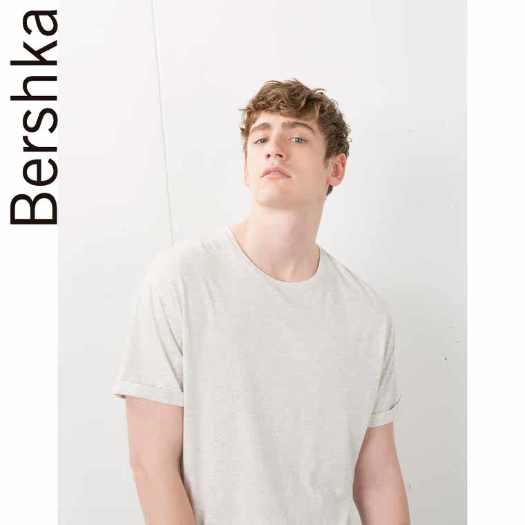 Bershka 长款基本款 T 恤衫 03158443