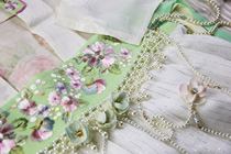 (Green eyebrow plain cheek skirt) silk hand embroidered nail beads chest waist skirt spot Hanfu shallow painter