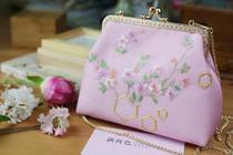 (Spot dissatisfaction can be refunded) (Lotus) exclusive out-of-print silk hand embroidery Su embroidery gold bag Hanfu accessories