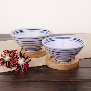 日式蓝白色陶瓷碗