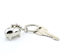 German car Emma pig glossy metal keychain creative gift to send a couple boyfriend gift