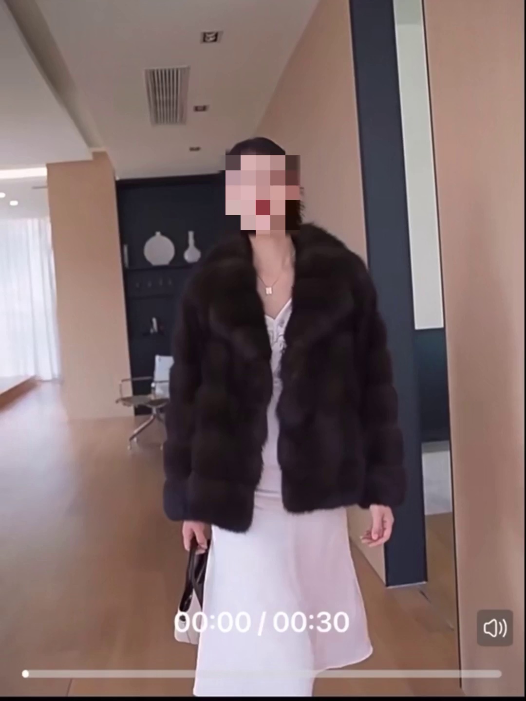 貂皮衣缘什么成为冬季时尚保暖介绍？