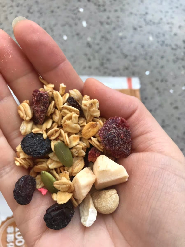 梵熙轻食原粒燕麦片健身即食早餐性价比最高,使用一个月后真实上手体验,第4张 梵熙轻食原粒燕麦片健身即食早餐性价比最高,使用一个月后真实上手体验,第4张