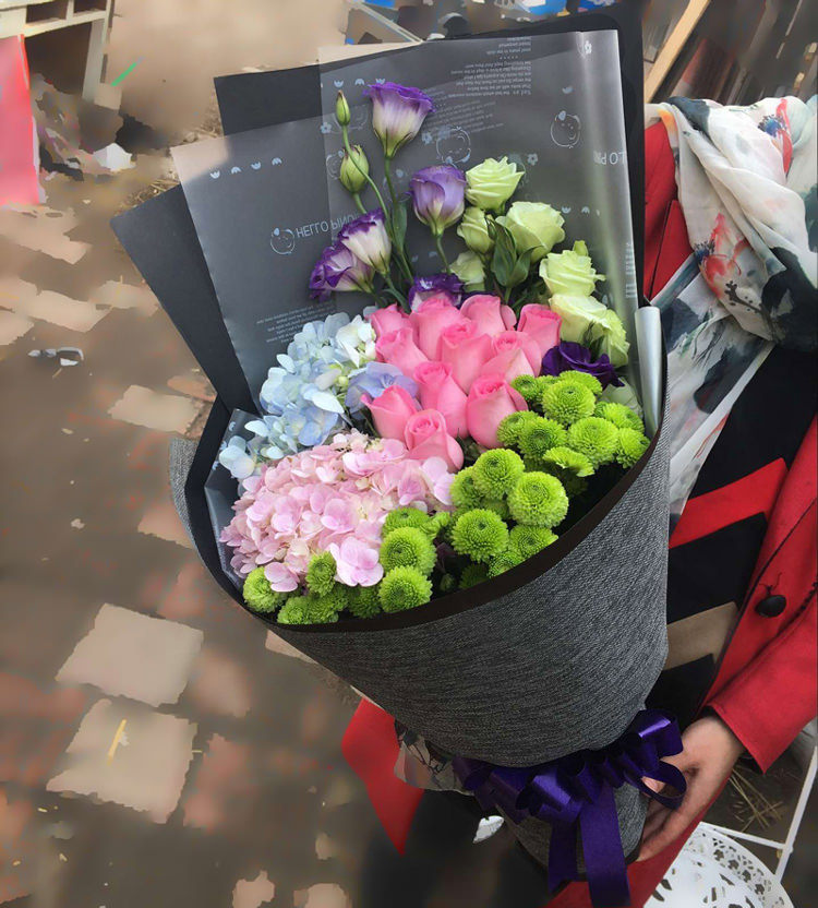 大庆鲜花同城速递花店哈尔滨送生日高档99红玫瑰花束礼盒手提花蓝_7折