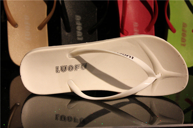 large size flip flops