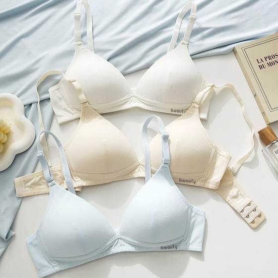 Yilanfen girl's underwear cotton high school college student without steel ring thin cup glossy bra triangular cup college style
Yilanfen girl's underwear cotton high school college student without steel ring thin cup glossy bra triangular cup college style