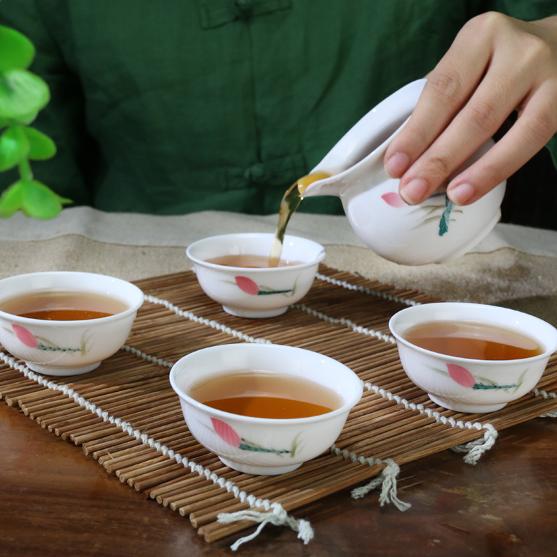A complete set of new Chinese style of kung fu tea set glaze color hand - made six cups of the work under the domestic tea gifts
