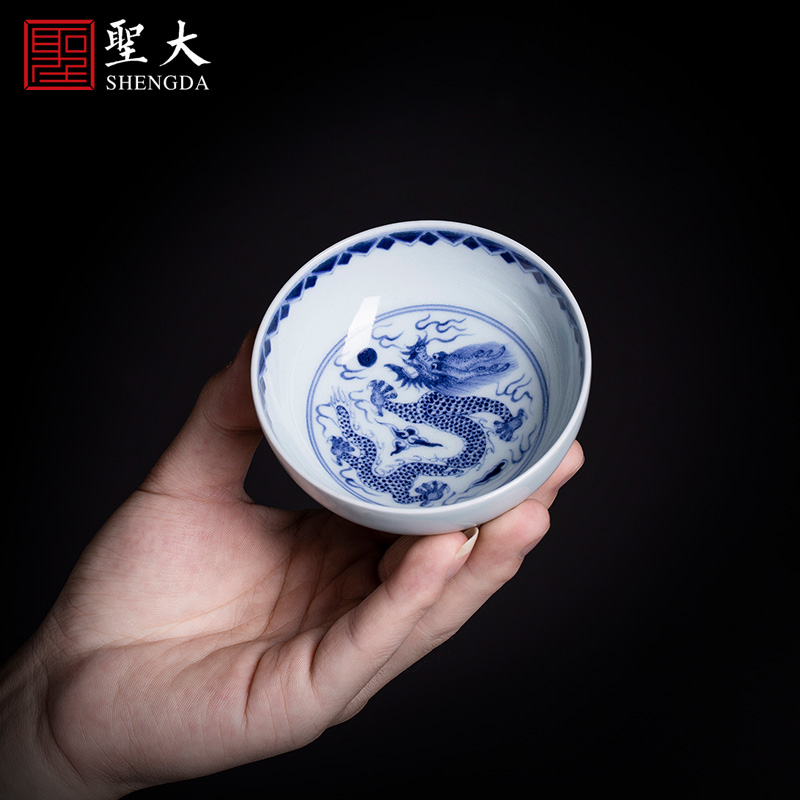 Holy big ceramic wood master kung fu tea cup maintain painting of jingdezhen blue and white longfeng grain tea tea set by hand