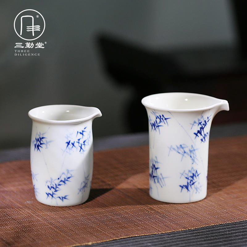 The three frequently do kung fu tea set hand - made of blue and white porcelain of jingdezhen ceramics fair keller and a cup of tea ware S32026