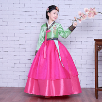 Little girls young children babies Korean traditional Korean babies Korean costumes stage costumes