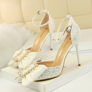 283-33 European and American wind high with hollow light mouth pointed sequins metal buckles pearl bow word and women sa