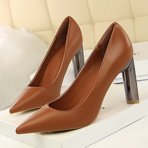 122-1: sexy fashion professional OL for women’s shoes with thick with high metal with shallow mouth pointed single shoes