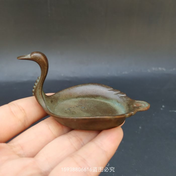 Antique retro bronze ware ancient play collection alloy imitation pure copper solid swan pen wash pen holder tea darling desktop small swing piece-Taobao