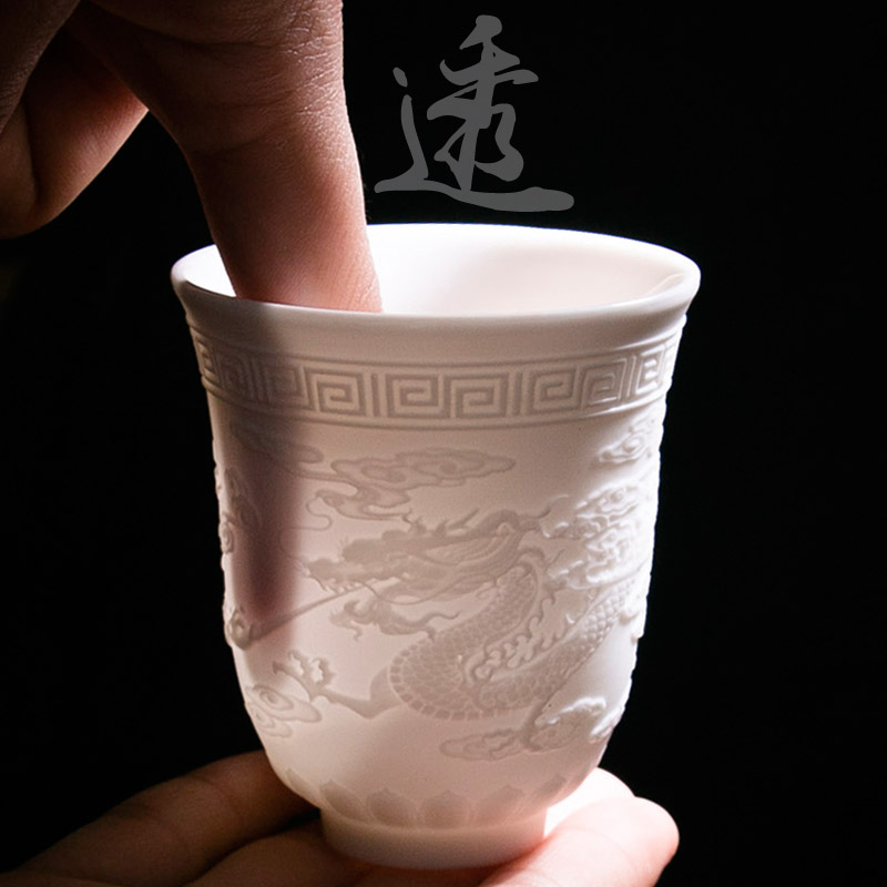 . Poly real scene of jingdezhen ceramic hand - carved zodiac master cup single cup tea cups kung fu tea set personal cup