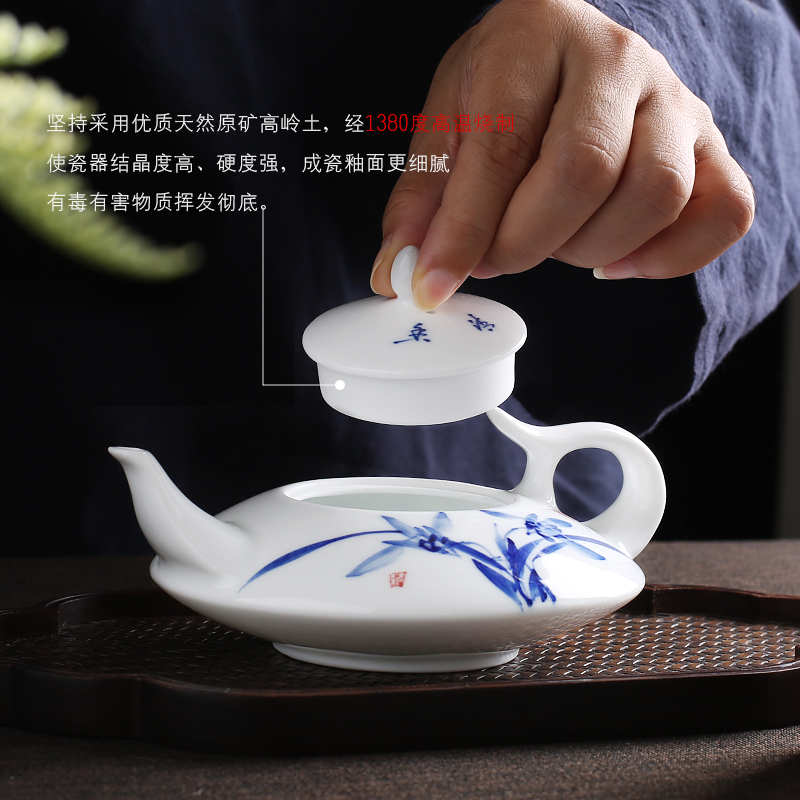 The Poly real scene household single pot of blue and white porcelain of jingdezhen porcelain hand - made ceramic teapot kung fu tea pu 'er tea