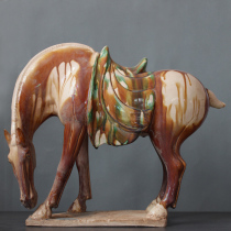 Tang Sancai ceramic horse ornaments antique old old drinking water horse gnawing horse home furnishings crafts feng shui decoration gift