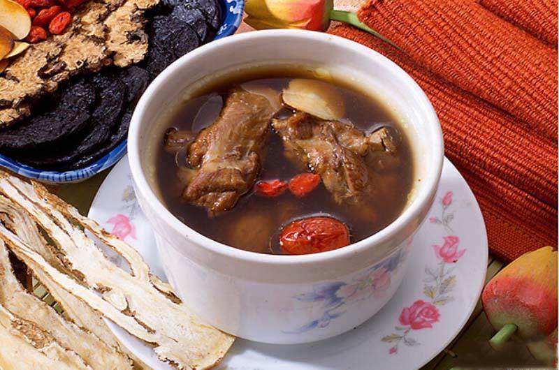 7种补血汤,喝出面若桃花拯救女人坏气色