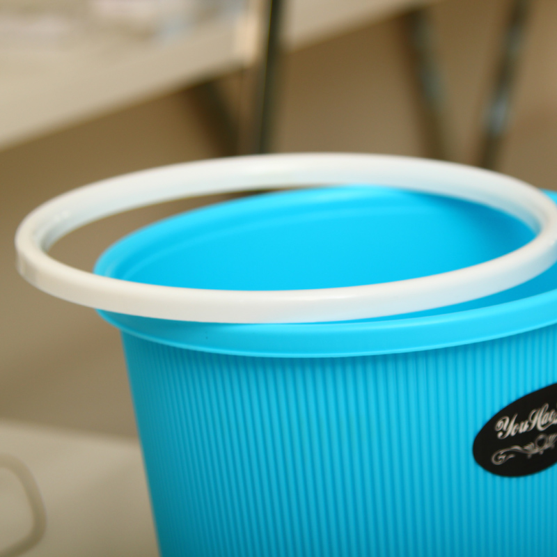 塑料垃圾桶时尚创意糖果色垃圾桶客厅垃圾筒篓无盖厨房卫生间家用产品展示图3