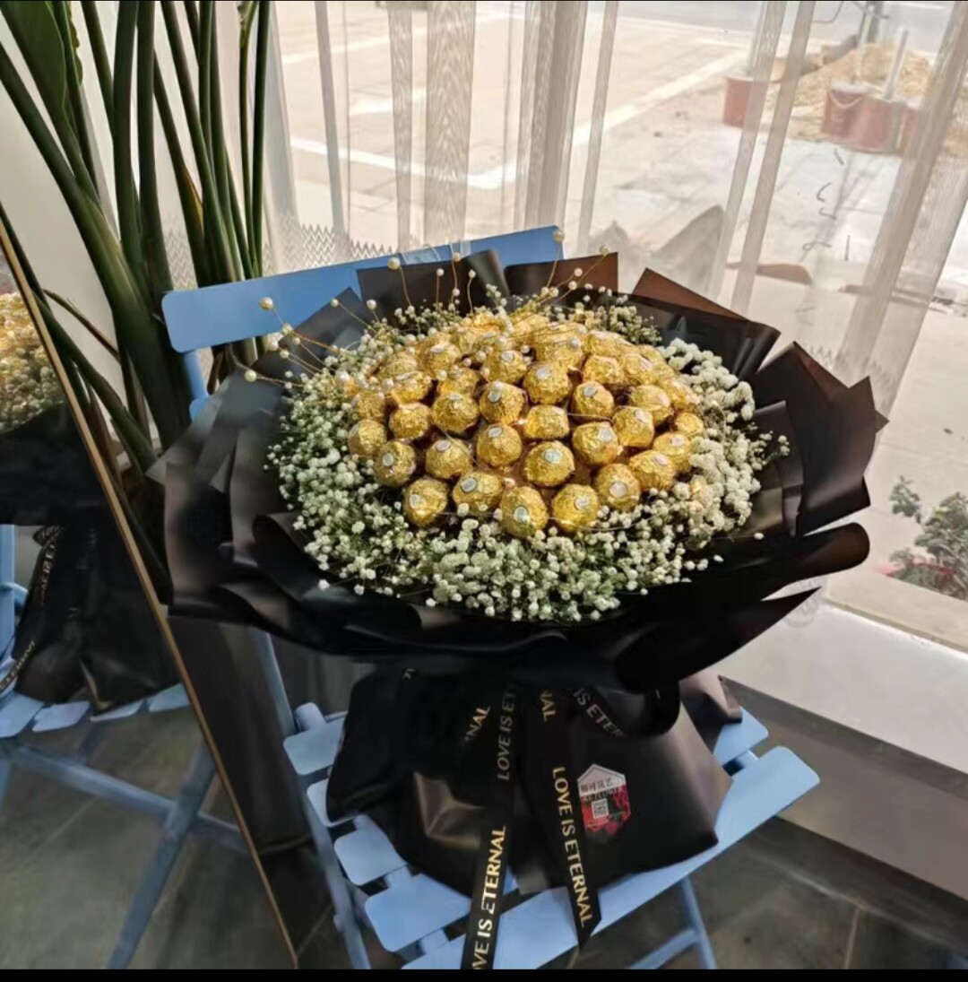 巧克力球花束成品情人节送女友六一儿童生日礼物毕业成人礼物