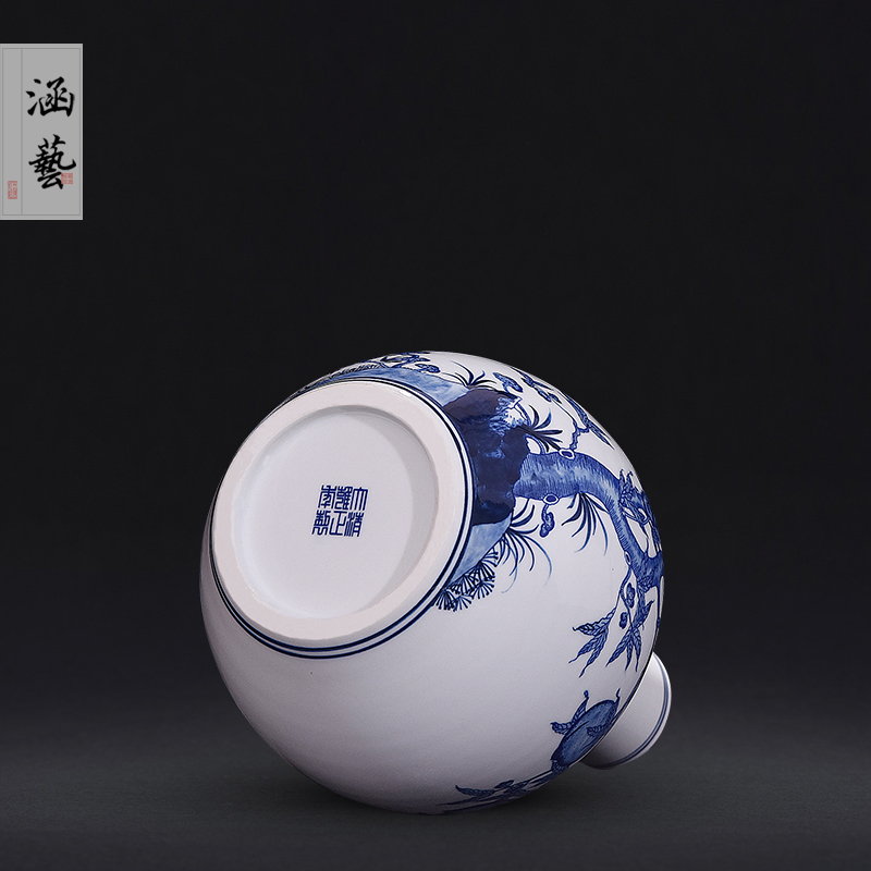 Jingdezhen blue and white wufu ceramics hand - made flat peach tree at new Chinese flower arrangement sitting room adornment handicraft furnishing articles