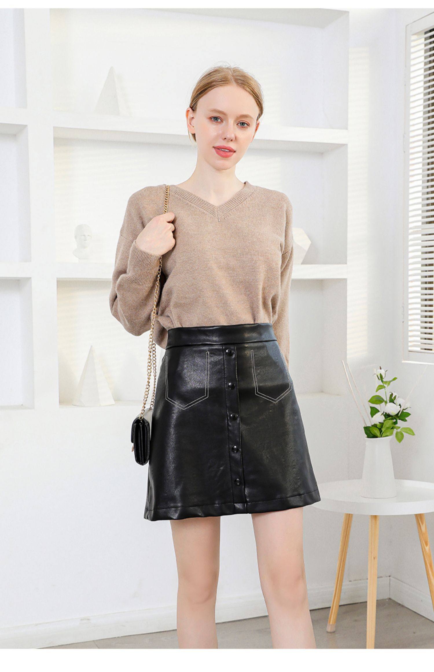 皮裙半身裙女2020新款高腰黑色a字小皮裙加肥加大码秋冬包臀短裙