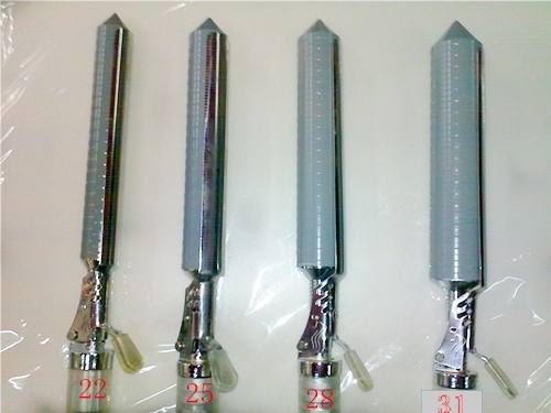 热销小霸王专业加长电棒/电热棒/电卷棒/卷发棒 /卷发器