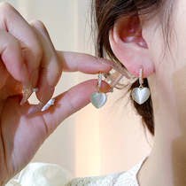 Care cat eyestone earrings 2022 new tide of niche design and Korean ear accessories female summer high - sensitive earbutton