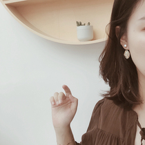 (No ear hole exclusive) temperament tassel crown ear clip no ear hole female Port style retro earrings