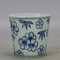 Daming Wanli blue and flower pattern Kung Fu Cup old goods antique antiques folk collection antique antique antique folk collection