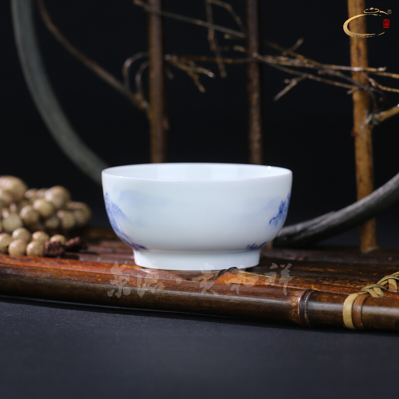 Jingdezhen and auspicious manual single cup blue inside and outside color landscape level cup hand - made tea cup to collect the sample tea cup