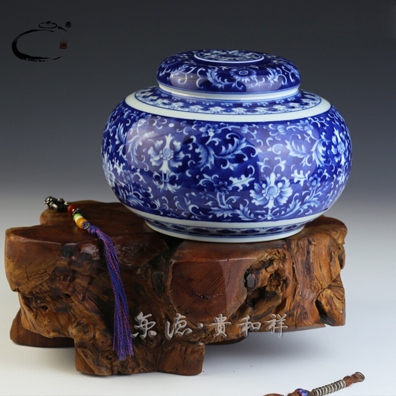 Jing DE tea ware and auspicious jingdezhen ceramics by hand to wake POTS are scattered receives stock POTS blue - and - white branch caddy fixings