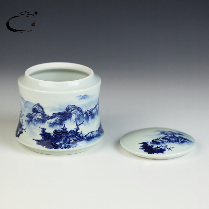 And auspicious place blue And white porcelain of jingdezhen ceramics tea pu 'er tea box package of tea tins