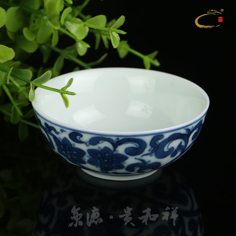 And auspicious jing DE up with jingdezhen ceramic cups kung fu tea set sample tea cup, cup master cup manual single CPU