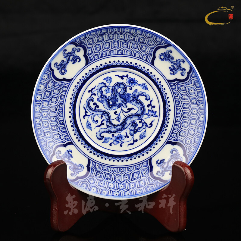 And auspicious tureen jingdezhen blue And white ceramic checking tea set three hand - made porcelain cover cup to make tea bowl bowl