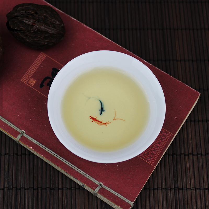 And auspicious single cup early hand - made kung fu tea set jingdezhen porcelain cups And exquisite sample tea cup to use individual cup