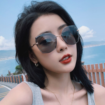 Sunglasses 2020 new fashion ins retro port wind sunglasses female Korean version 2019 anti-UV large face is thin
