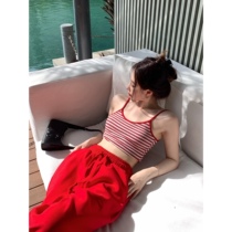 Spicy girl striped harness with small vest woman in summer retro temperament with short knit undershirt and outside wearing a blouse