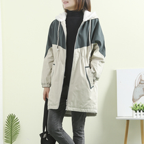 Plus velvet coat womens 2021 Winter new Korean version of long loose hooded casual color colorblock Joker padded padded coat