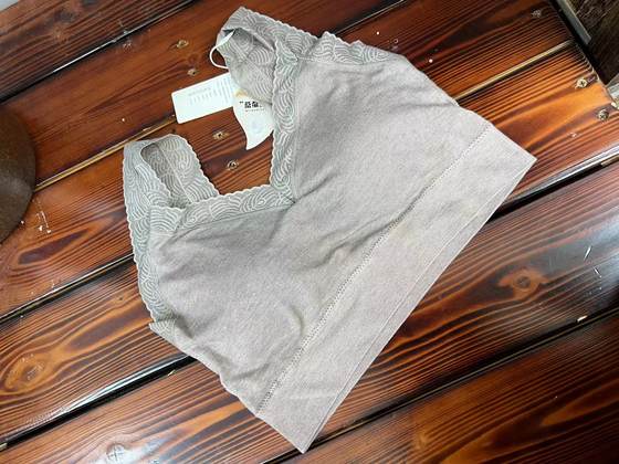AY Lizi Original Summer New Products Versatile Beautiful Back Women's Breasts
AY Lizi Original Summer New Products Versatile Beautiful Back Women's Breasts