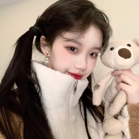 세련된 기질, 사랑 곰 귀 클립, 2025 년 소녀를위한 이어 피어싱 없음 새로운 트렌디 한 틈새 디자인 고급 귀 장식 세련된 기질, 사랑 곰 귀 클립, 2025 년 소녀를위한 이어 피어싱 없음 새로운 트렌디 한 틈새 디자인 고급 귀 장식