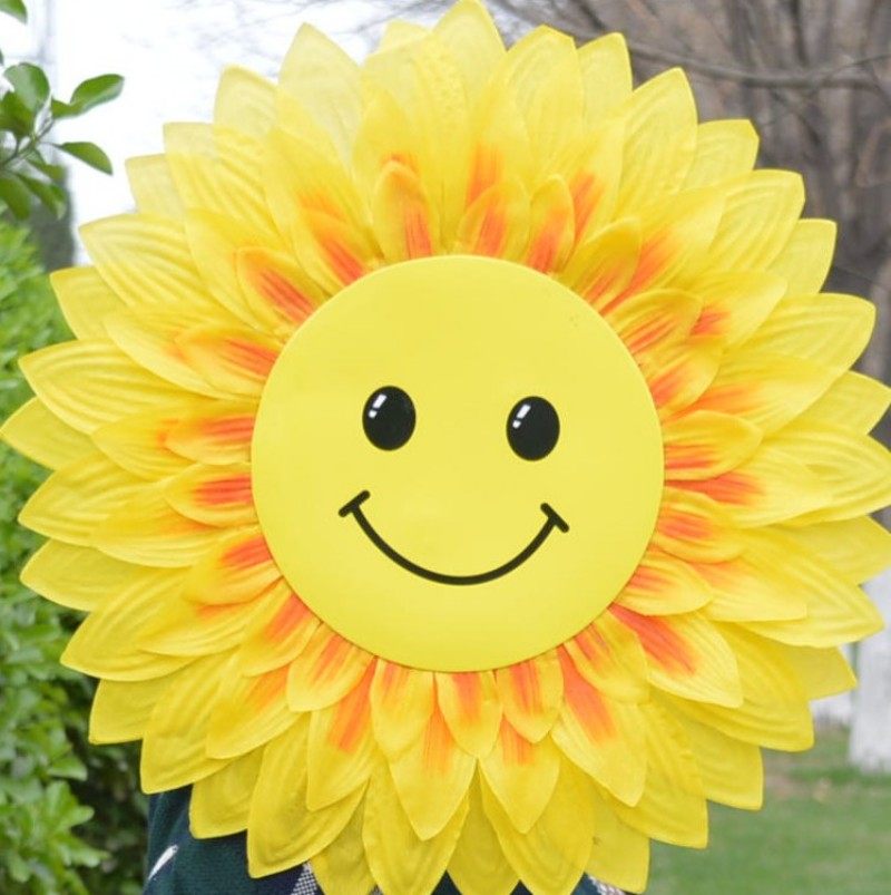 笑脸仿真向日葵花舞蹈道具假葵花六一舞台道具花运动会演出道具花 北