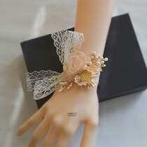 Super fairy hand flower wrist flower wedding bride bridesmaid luxury lace white ribbon bracelet flower sister group gift