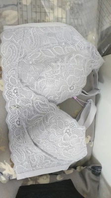 内衣很好，收到就试穿了刚刚好，洗了也不掉色